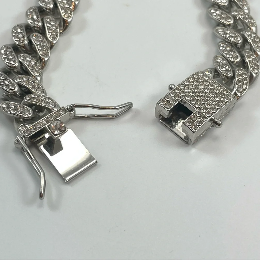 Unsigned silver plated